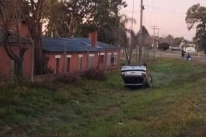 Personal policial dispuso un operativo tras el siniestro vial. Foto:  Gentileza