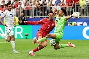Cristiano Ronaldo marcó dos goles este martes. Foto: Reuters.
