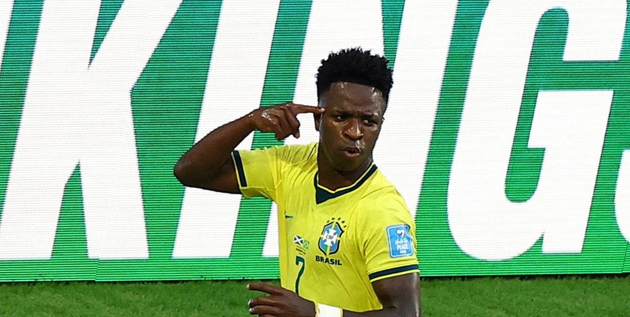 Con 2 de Vinicius, Brasil goleó a Escocia y ganó el Grupo C