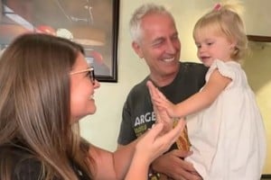 El emotivo reencuentro entre Marley y Cassandra, quien gestó a Milenka, se volvió viral tras un intercambio de agradecimientos y gestos de cariño.