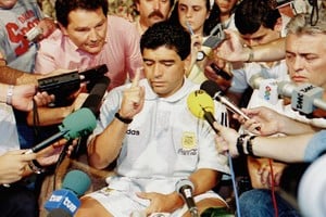 Diego Maradona en Dallas, cuando brindó una conferencia de prensa para todos los periodistas que estaban cubriendo aquella copa del mundo. Antes, había disparado la famosa frase de "me cortaron las piernas"