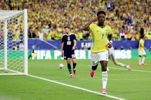 Brasil goleó 3 a 0 a Escocia en Miami. Foto: Xinhua.