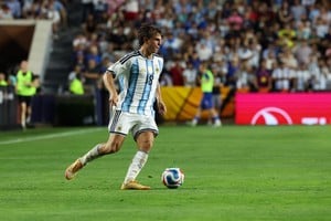 Nico Paz hizo su debut mundialista frente a Austria.