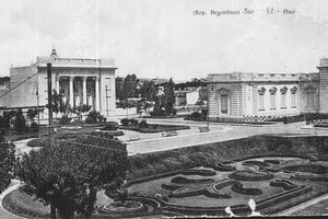 El espectacular jardín que Santa Fe tuvo y lo perdió con los años. Banco de imágenes "Florián Paucke".