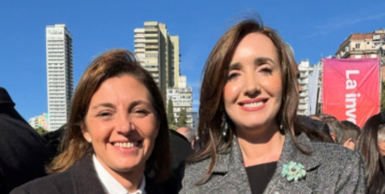Mujeres en el Monumento