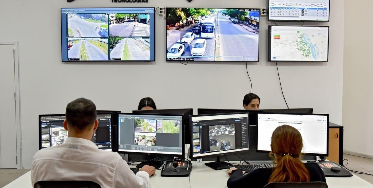 Habilitan el cableado aéreo para 2 mil cámaras de videovigilancia "Lince" que tendrá Santa Fe