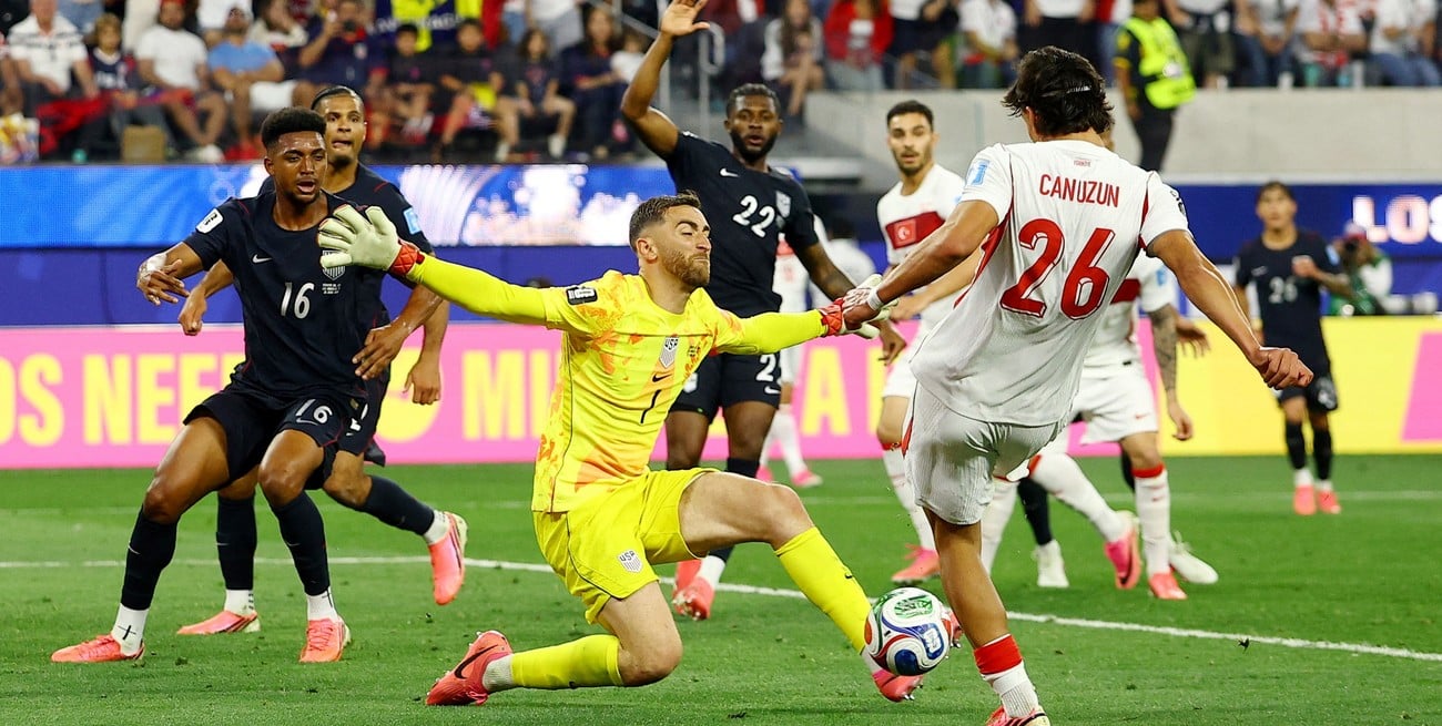 Estados Unidos perdió ante Turquía en la última jugada pero ya piensa en los 16avos de final