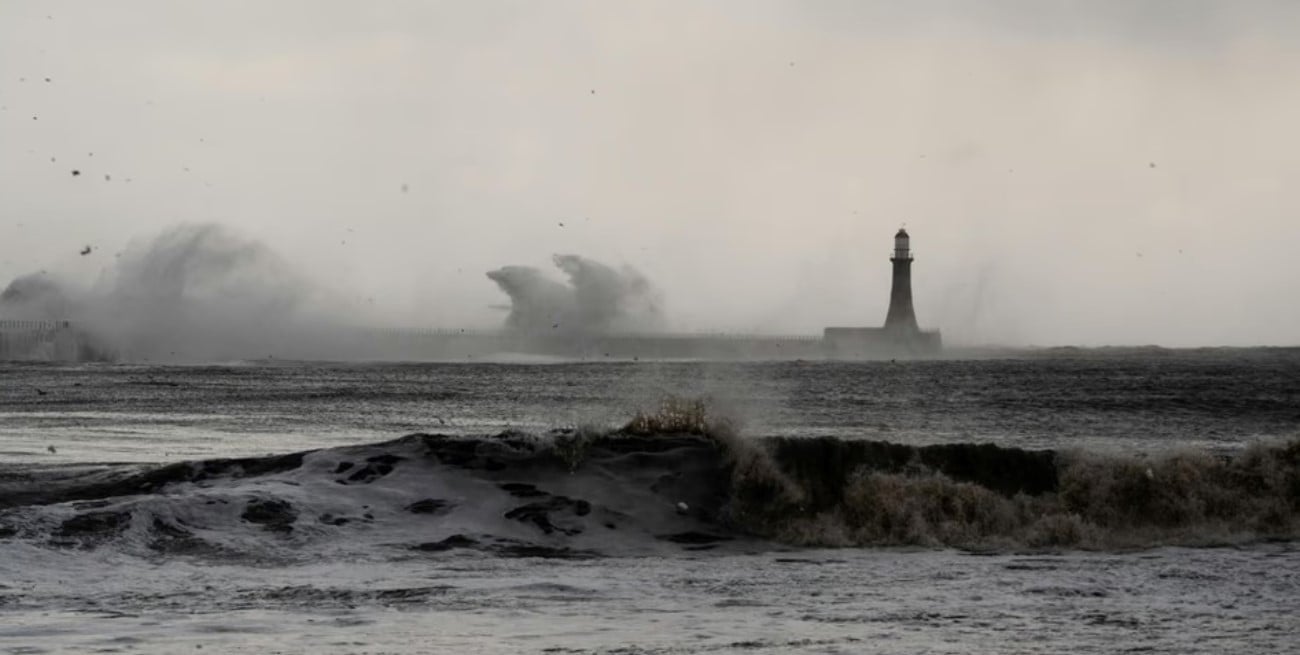 Japón en alerta: ordenan evacuar a 200.000 personas por el avance de un temporal