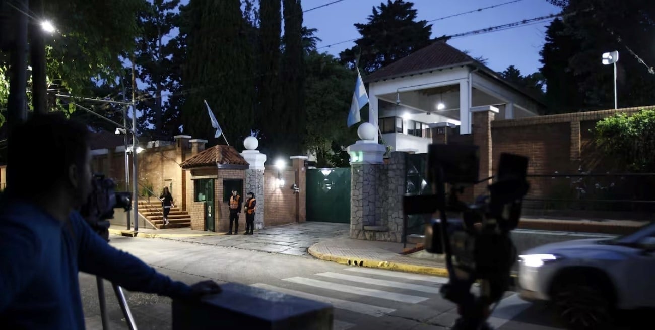 Amenaza de bomba en la Quinta de Olivos y la Casa Rosada: desplegaron un amplio operativo
