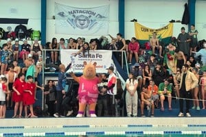 La Copa Santa Fe reunió a más de 200 nadadores en Gimnasia y Esgrima.