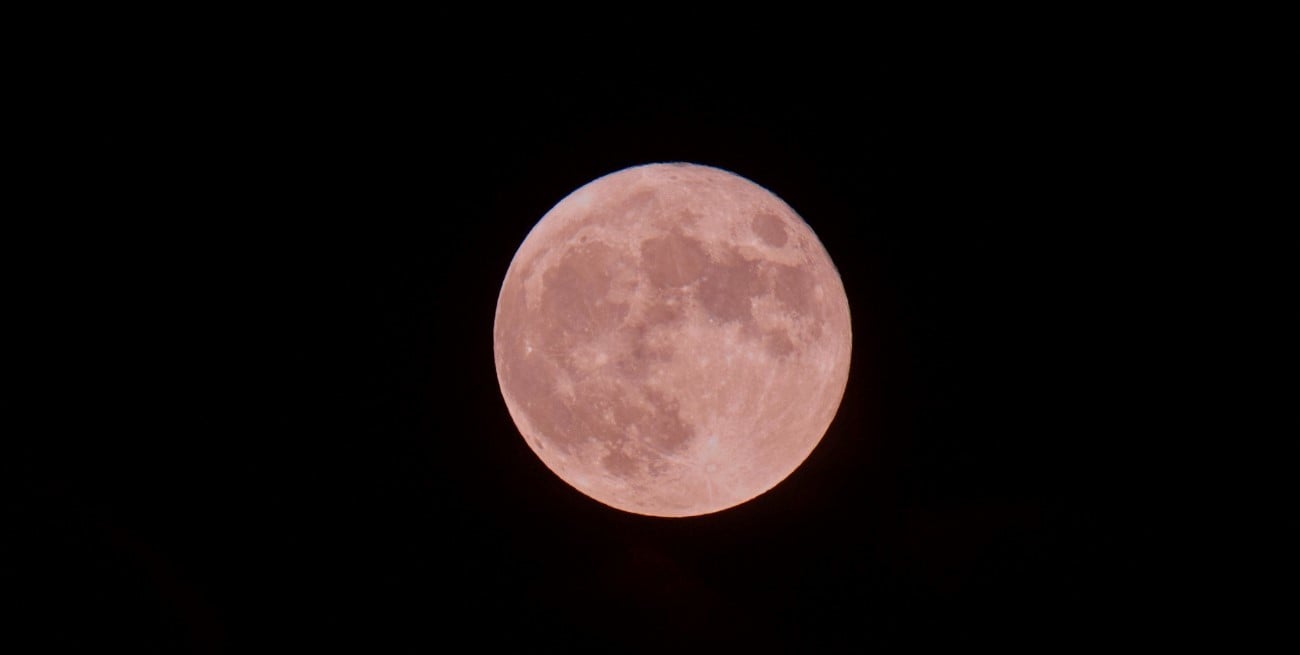 Luna de Fresa: cuándo y cómo ver el fenómeno astronómico en Argentina