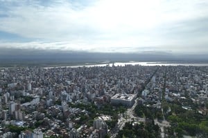 Imagen ilustrativa. Ciudad de Rosario desde el cielo. Crédito: Fernando Nicola