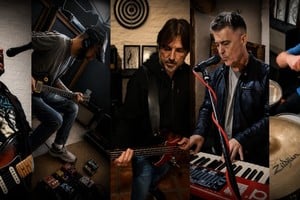 Los históricos Leandro “Chapa” Costantini (voz y guitarra), Martín Salas (guitarra) y Juan Abraham (bajo), junto a los incorporados Pablo Cabrera (teclados y coros) y Javier “Mono” Farelli (batería). Fotos: Gentileza Mëdula