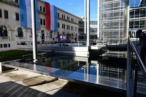 Garibaldi y Poletti destacaron el valor arquitectónico del nuevo edificio para la ciudad. Foto: Flavio Raina