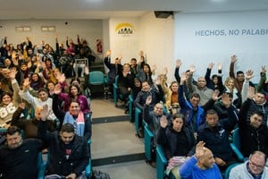 Se resolvió este miércoles dar continuidad a las acciones sindicales en la Municipalidad de Sauce Viejo y extender las medidas gremiales a la Casa de Gobierno y al Ministerio de Trabajo.
