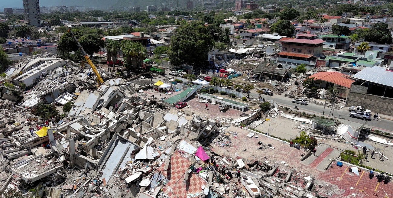 Arribaron 2.000 toneladas de ayuda humanitaria a Venezuela, mientras crecen las colaboraciones