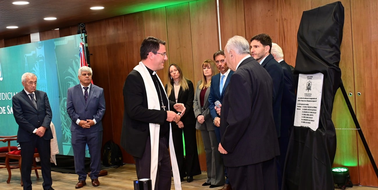 La bendición del nuevo anexo judicial reabrió el debate sobre el Estado y la Iglesia en Santa Fe