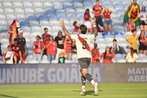Driussi metió los dos goles de River en Portugal. Fuente: Prensa River.