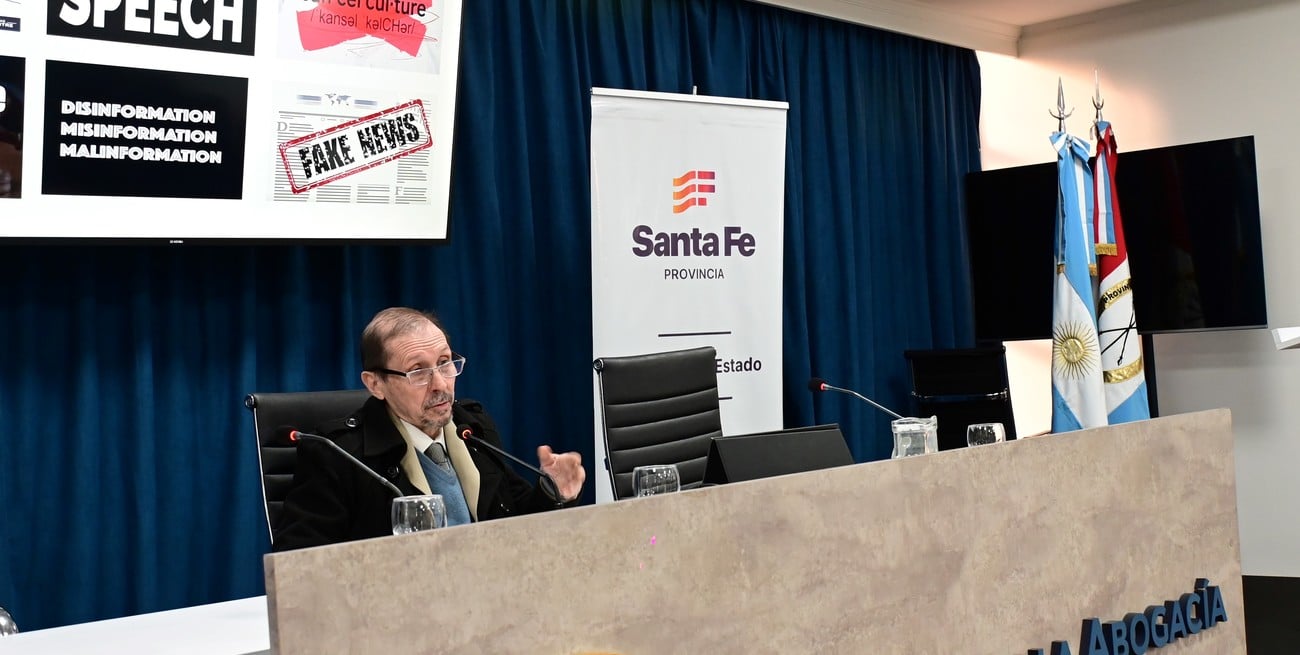 Puccinelli: "El prestigio de un medio se construye cuando informa sin tergiversar los hechos"