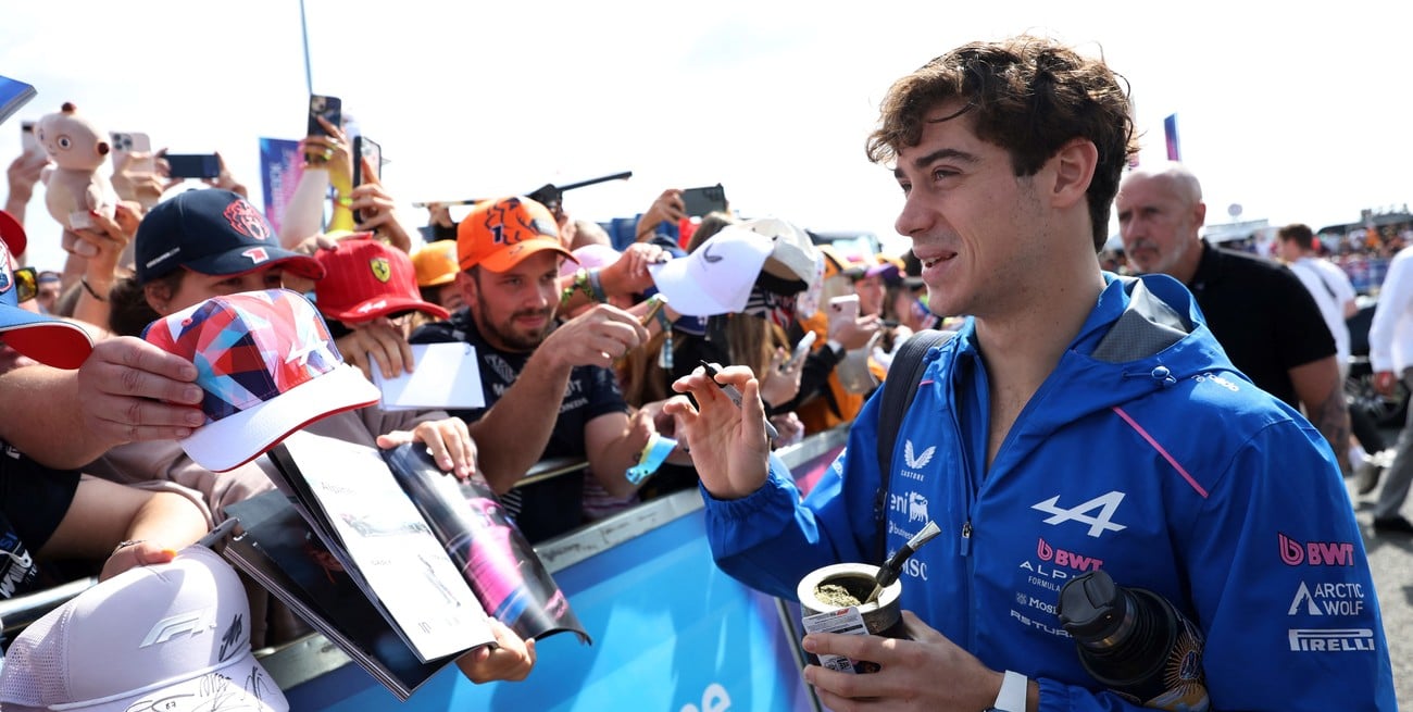 Furor por el posteo de la Fórmula 1 que celebra las históricas hazañas de Colapinto y la Selección
