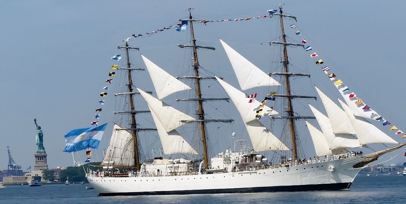 Argentina presente: la Fragata Libertad lideró el desfile por los 250 años de Estados Unidos