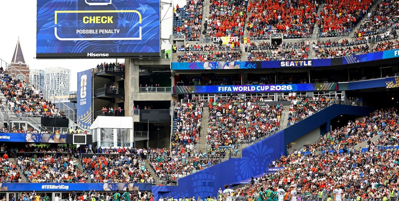En un partido con polémica previa, Estados Unidos y Bélgica definen el pase a cuartos de final
