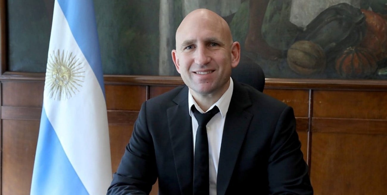 Guido Giana dejó el Ministerio de Salud y Rodrigo Sbarra será el nuevo viceministro