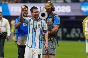 Lionel Messi a las lágrimas tras la remontada épica de Argentina. Foto: Fernando Nicola