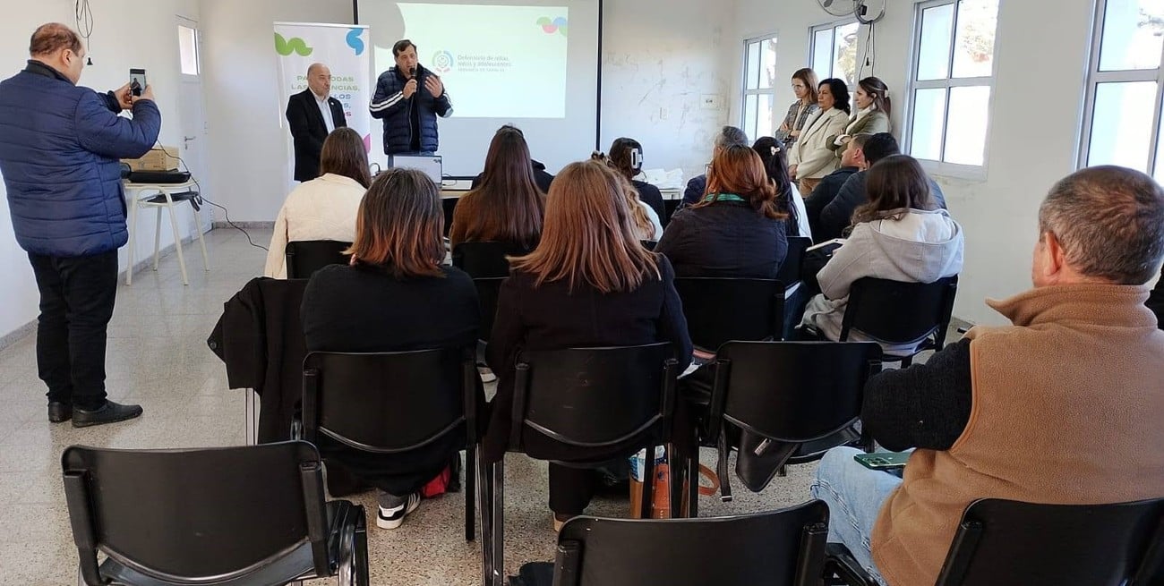 La Pelada fue sede de una jornada sobre protección integral de derechos de la infancia