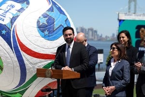 Zohran Mamdani hizo la polémica referencia durante un acto sobre transporte público en Nueva York. Foto: Reuters