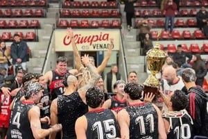 Desde el barrio San Martín...el tetracampeón. Foto: Prensa Olimpia