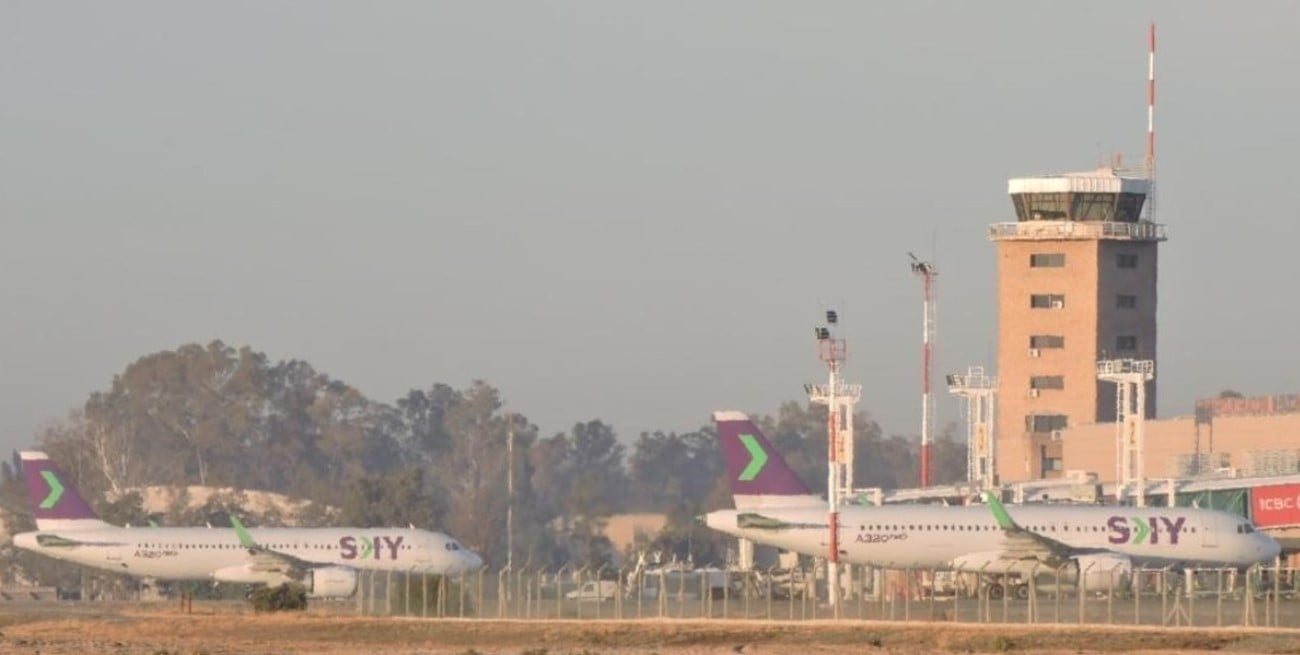 Dos aviones que viajaban a Chile y Brasil realizaron aterrizajes de emergencia en Mendoza