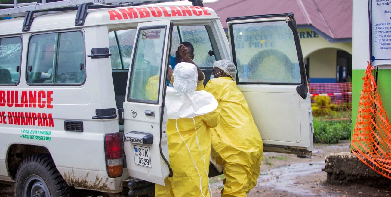 El ébola no da tregua en el Congo: los muertos ya superan los 860