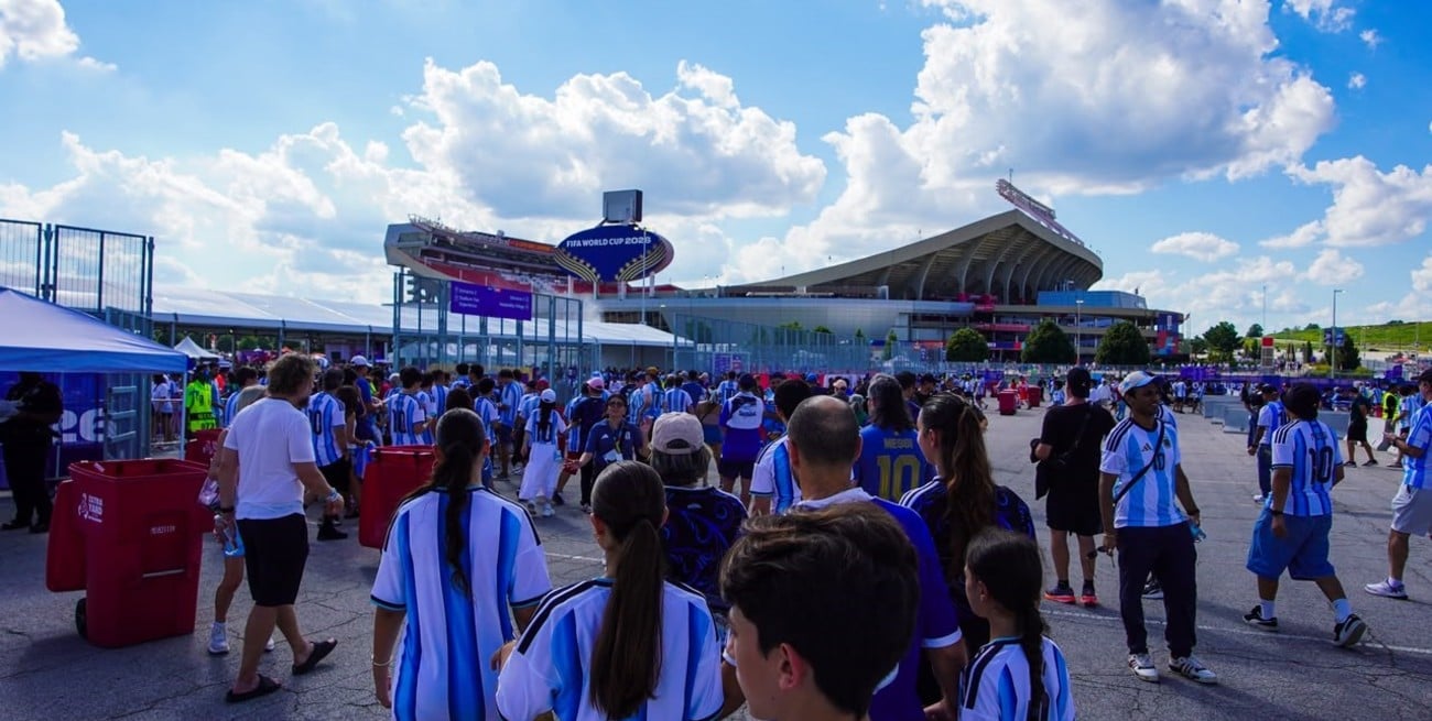 En la previa de Argentina, América se une detrás de Messi y la Scaloneta