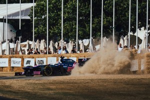 Colapinto disfrutó de su debut en Goodwood.