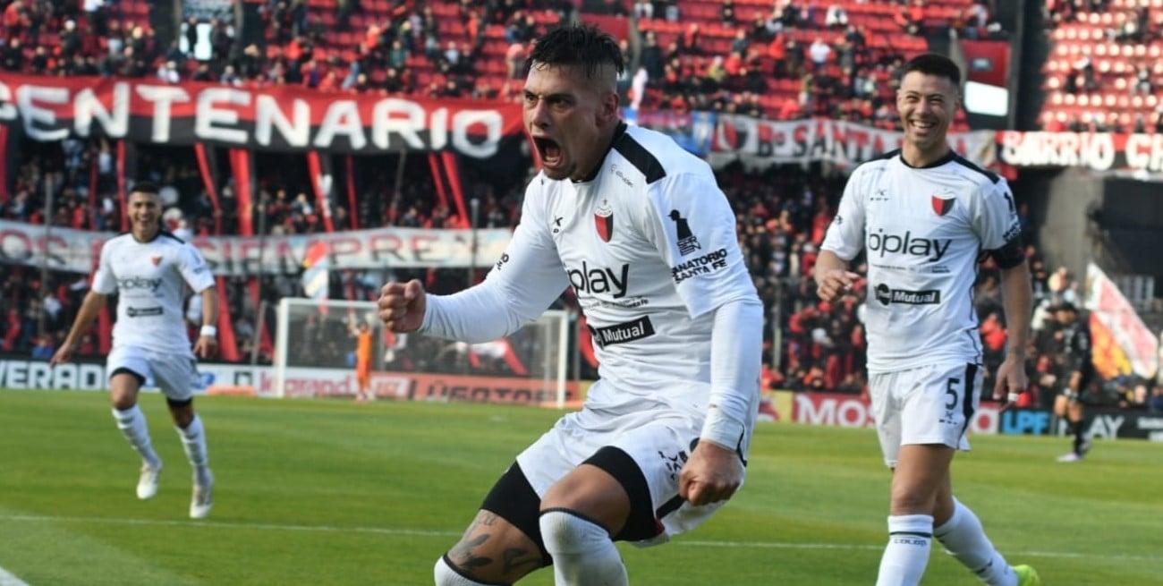 Colón y el gol: los “9” hacen poco y el goleador no es “9”