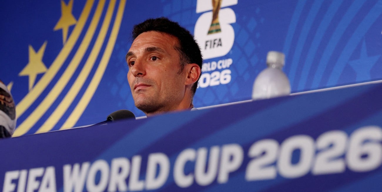 Scaloni no confirmó el equipo pero adelantó que "podría hacer un cambio"