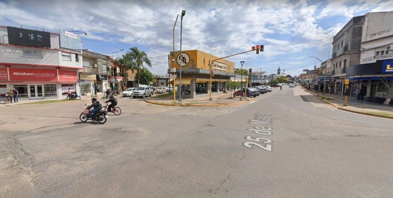 Dos heridos de gravedad tras un choque de motos en Las 5 Esquinas de Santo Tomé