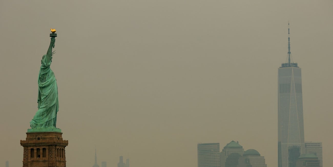 Una densa nube de humo en Nueva York amenaza la final entre Argentina y España