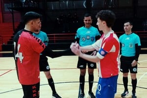 Árbitros y capitanes. Gentileza