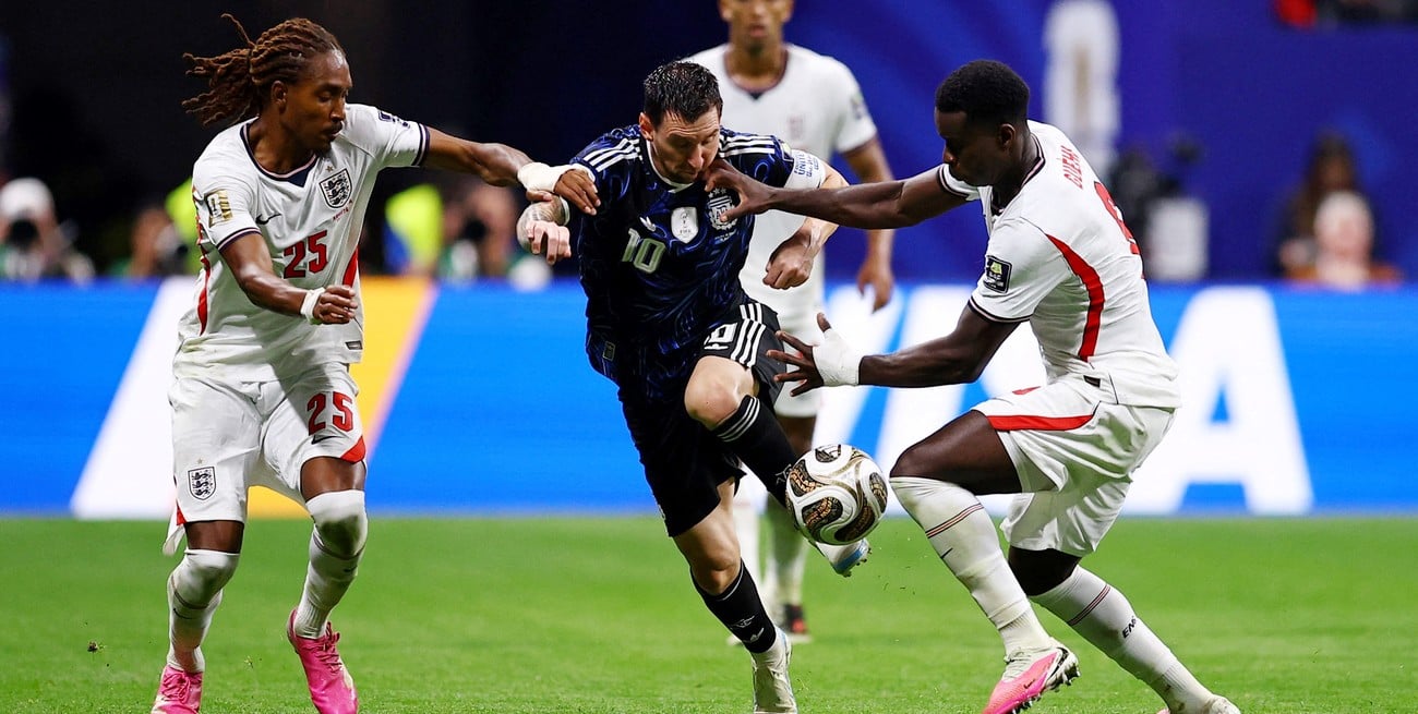 "31 jugadas sucias": el llamativo artículo de un medio inglés sobre el triunfo de Argentina