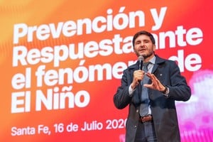 Pullaro reunió a intendentes para coordinar acciones preventivas ante un posible fenómeno El Niño.