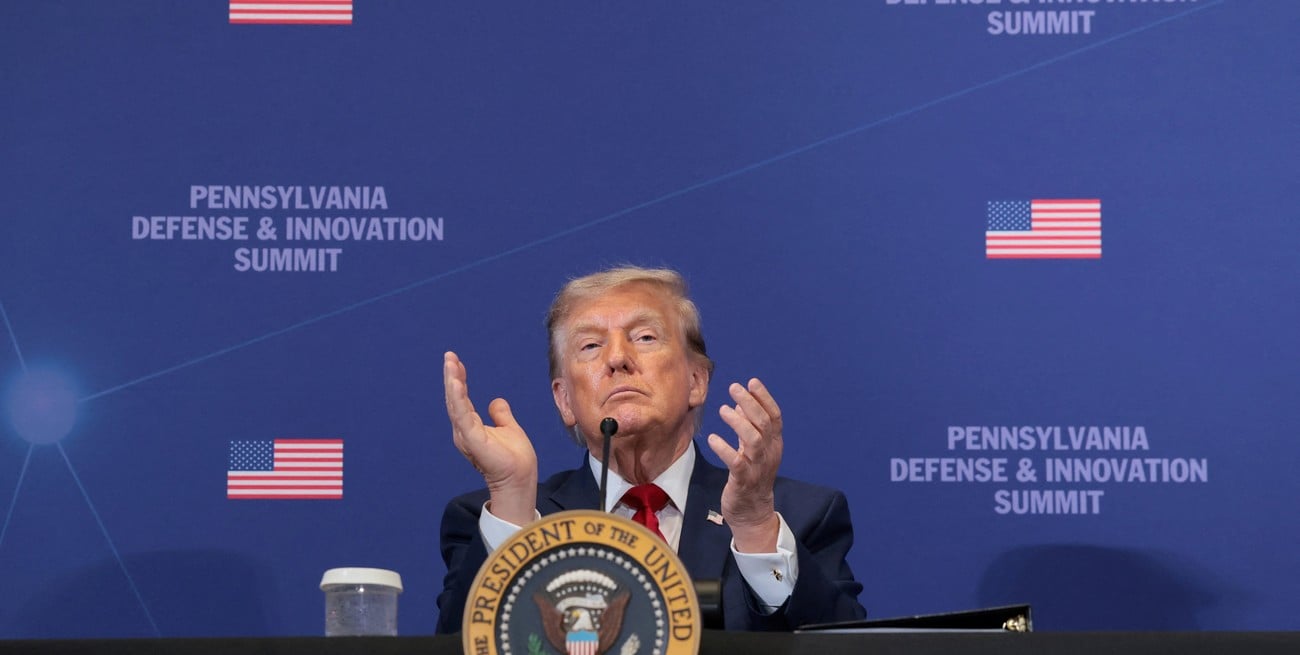 Como en el de Clubes: Trump estará en la final entre Argentina y España y entregará la Copa del Mundo