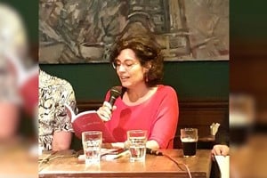 Alicia Saliva, autora de "Heridas Complejas.