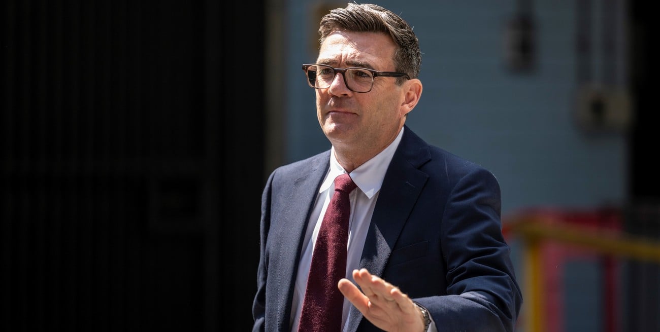 Gran Bretaña: Andy Burnham es el nuevo líder laborista y asumirá como primer ministro