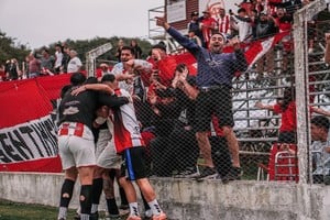 Gol, festejo y triunfo de CSJ. Gentileza: F. Repetto.
