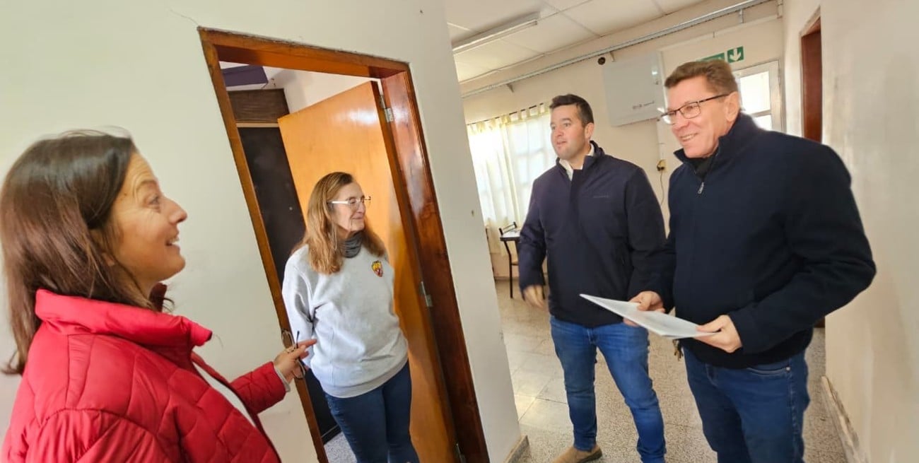 Más de $23 millones para obras y equipamiento en escuelas de Marcelino Escalada y Gobernador Crespo