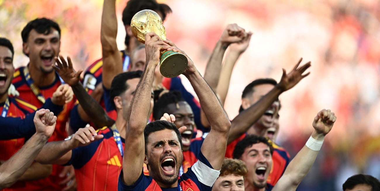 Rodri, el mejor de la final: ¿mérito propio o error argentino en dejarlo jugar libre?