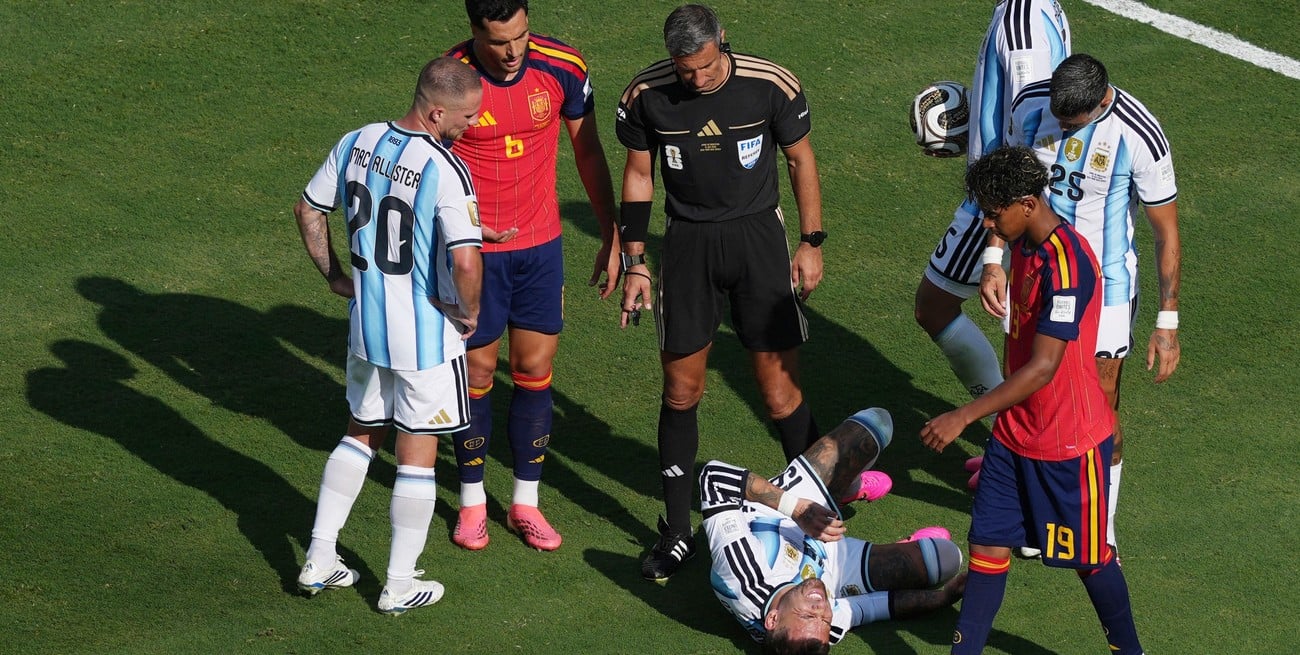 Cambios en las reglas, VAR y polémicas del Mundial: el análisis de un árbitro