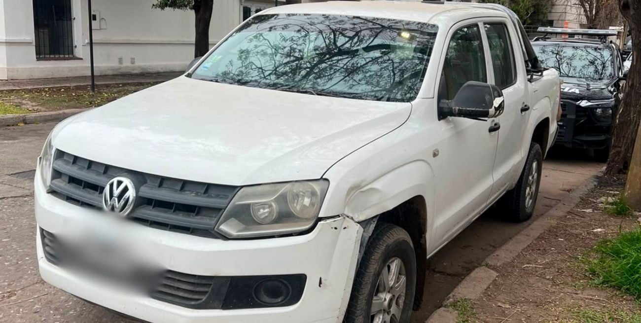 Detuvieron a tres hombres acusados de retener y golpear a un joven en Santa Fe